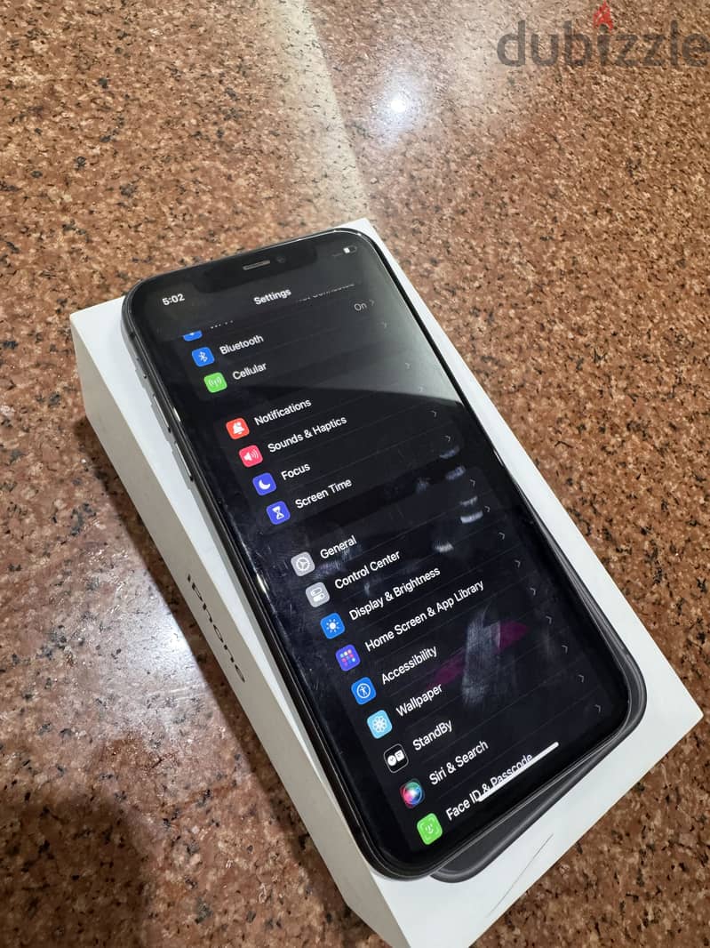 Apple - iPhone 11 6