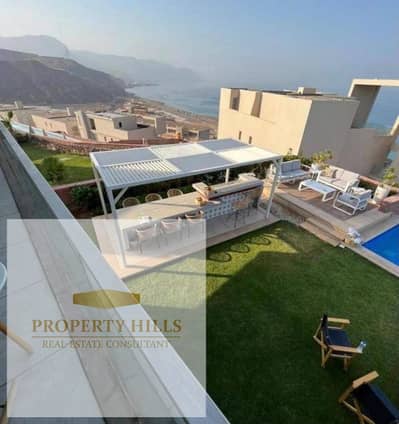 Fully finished villa  with private pool for sale in elain el sokhna ready to deliver and for viewing in el-monte galala sea view available for viewing any time| 195m²  Details:  Unit Type: twinhouse   Built-up Area: 175m²   Location: Il Monte Galala – Ain