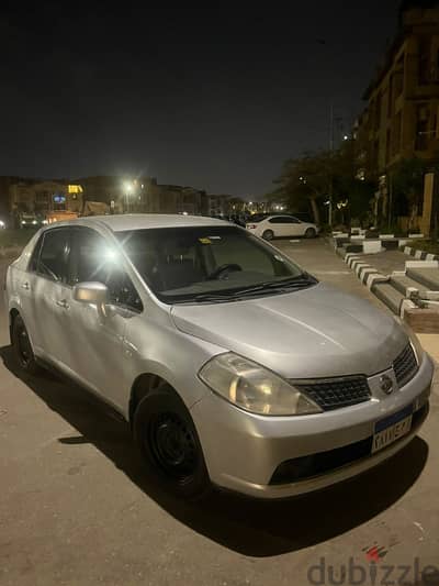 Nissan Tiida 2008