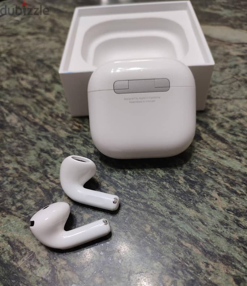 Airpods 4 3