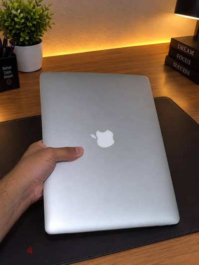 MacBook Air 13" 2017 — جهاز عملي للشغل والدراسة