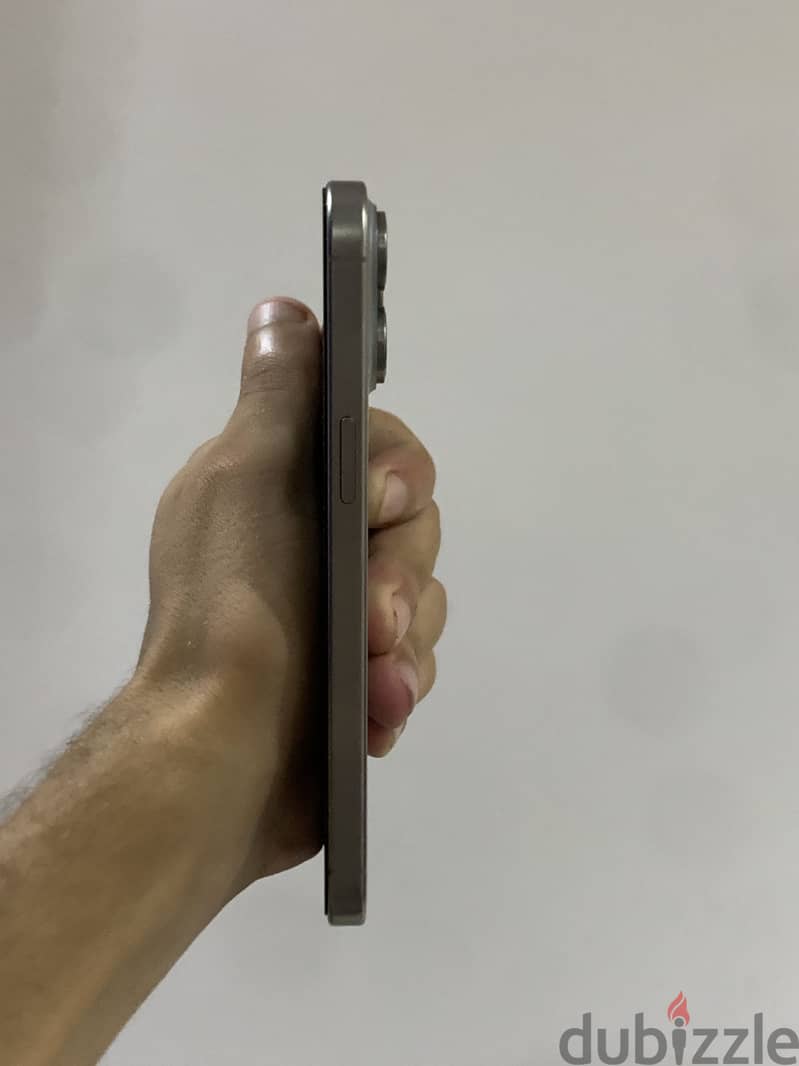 IPhone 15 Pro Max (dual sim) 5