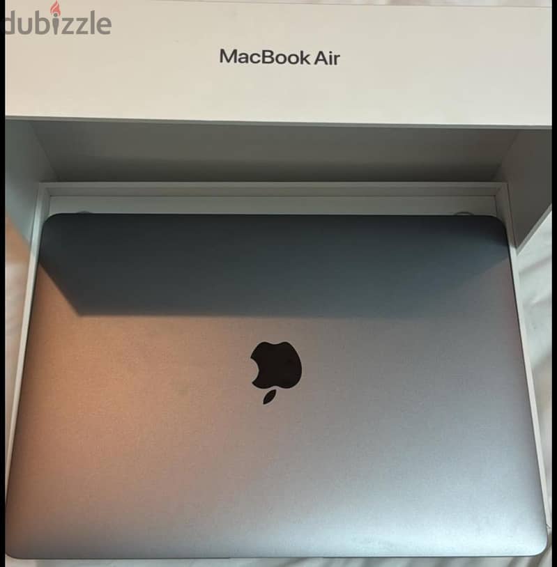 macbook air m1 battery 99% like new 2