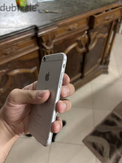 آبل - آيفون 6 اس