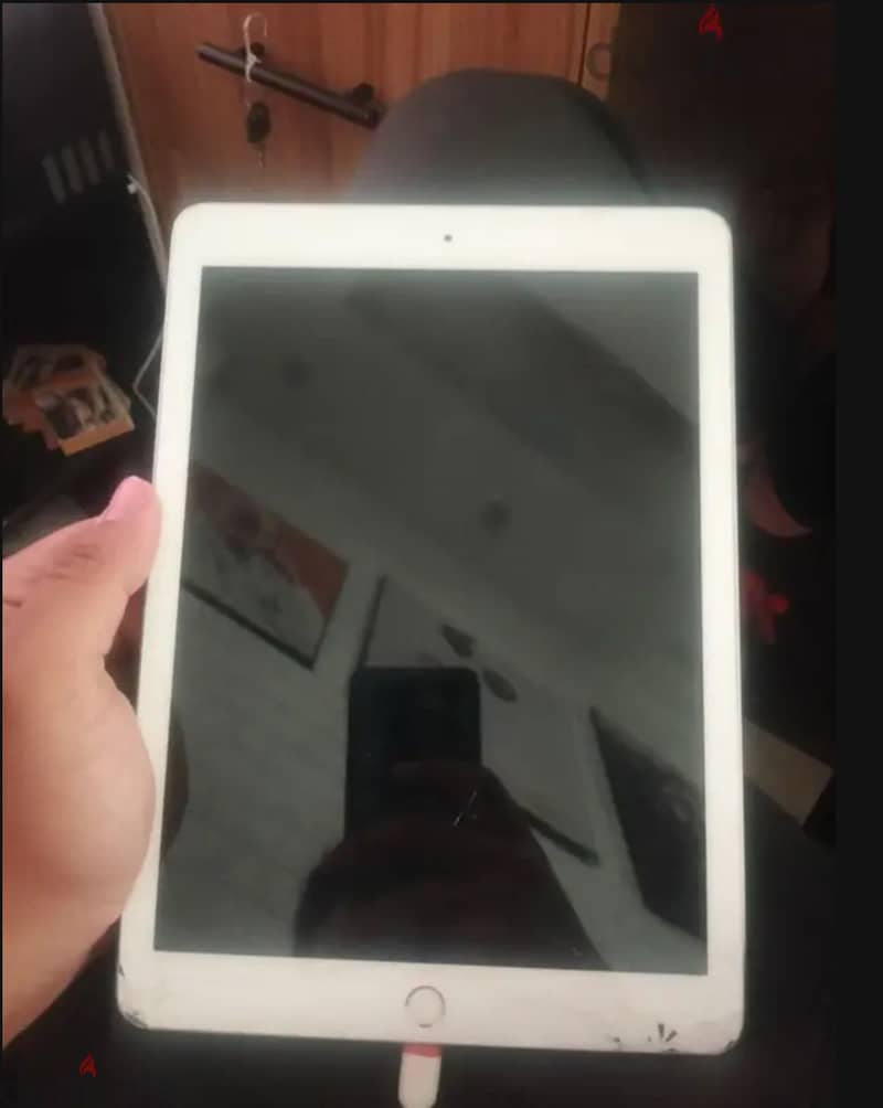 Ipad Gen 6 Like New 4