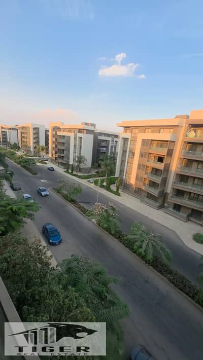 In my city 100m free in b15 at a tempting price, prime location, open view