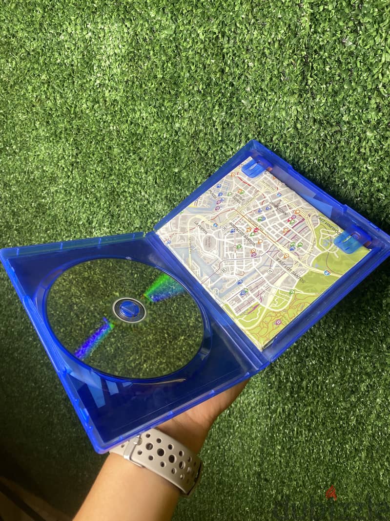  GTA V – PS4 ORIGINAL  4