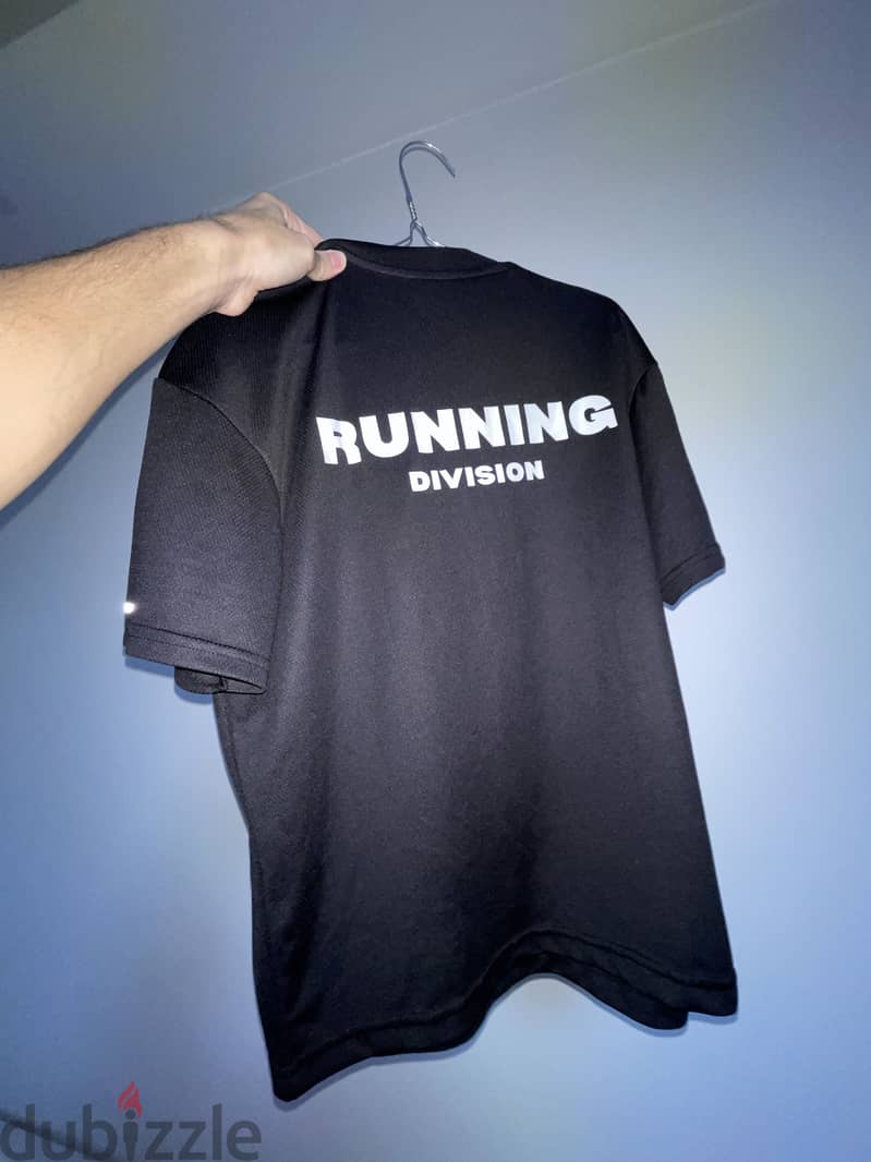 Cold camel running division T-shirt 4