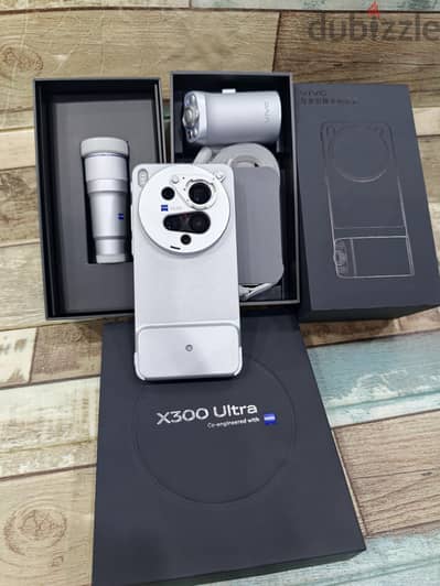 Vivo X300 Ultra 512/16 بالكيت الفوتوغرافي الكامل
