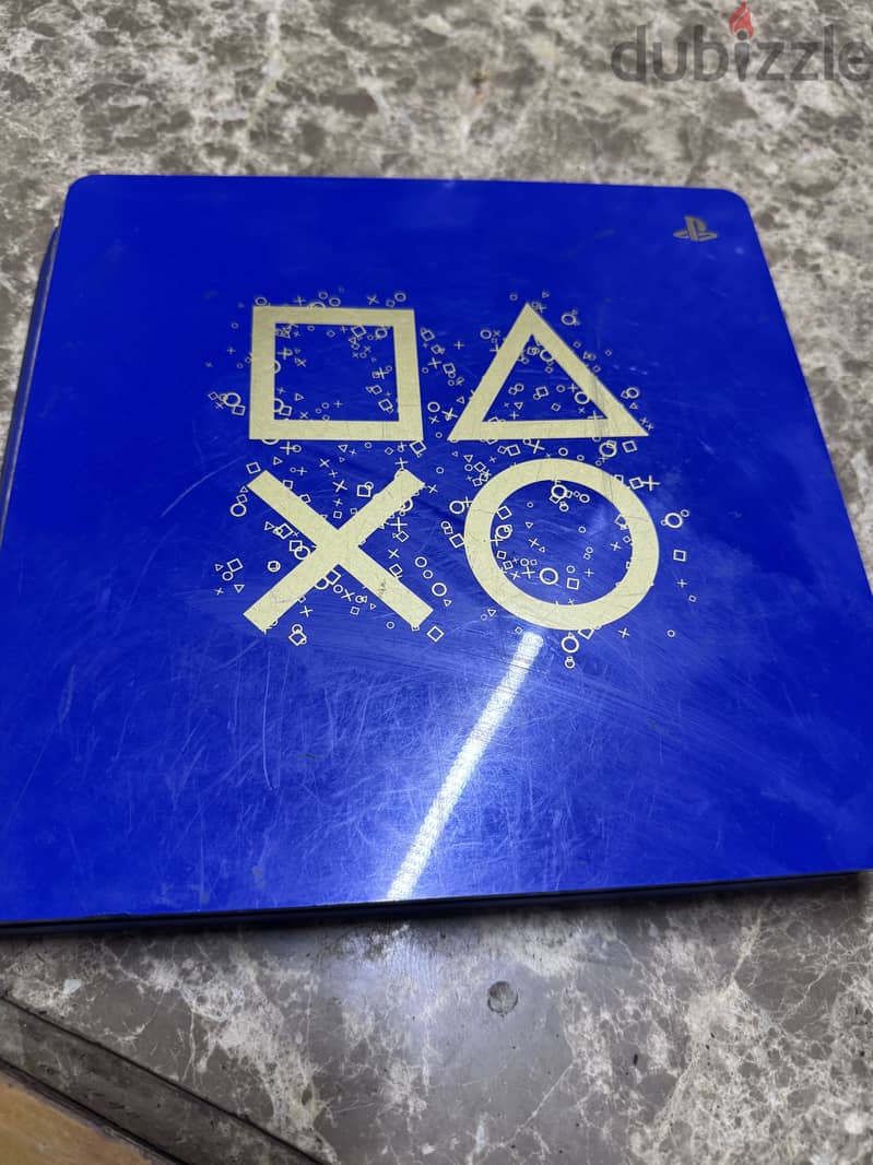 Ps 4 blue edition 1Tb 2