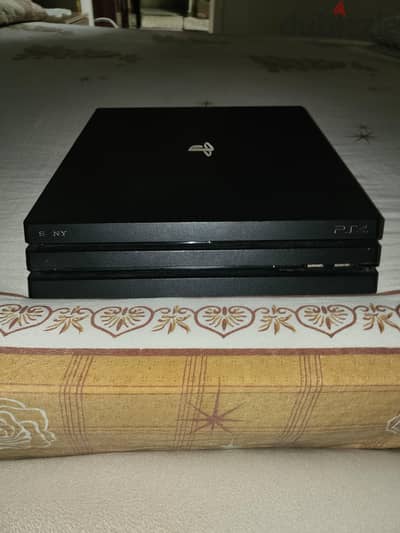 PS4 PRO 1T رقم تواصل 01026322263 واتس فقط