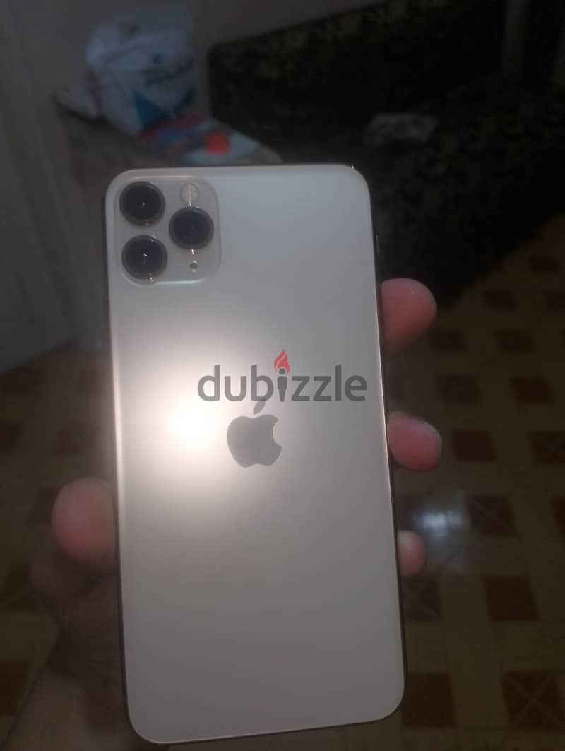 Apple - iPhone 11 Pro Max 1