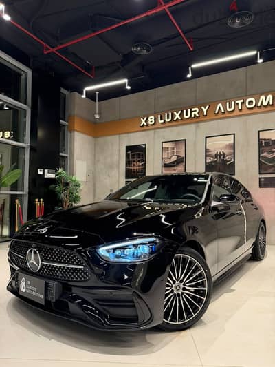 2026 Mercedes C200 Black/Red Premium+