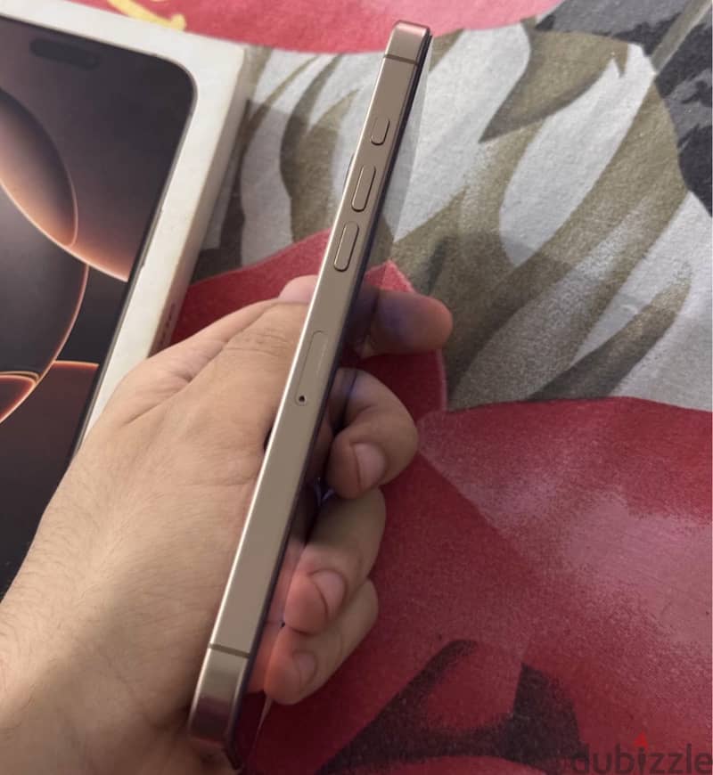 Apple - iPhone 16 Pro Max 1
