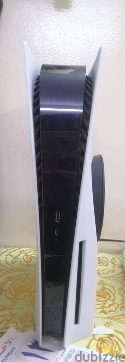 للبيع: PlayStation 5 Fat بحالة الزيرو + 2 ذراع أصلية