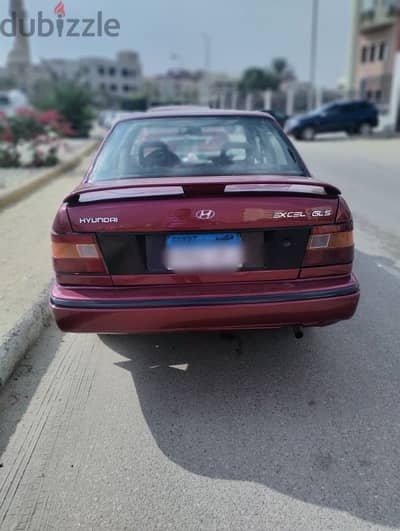 هيونداي إكسيل 1995