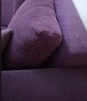 لاصحاب الذوق الراقى كنبه واحدة عموله ممتاز قماش كتان لا تحتاج شئ