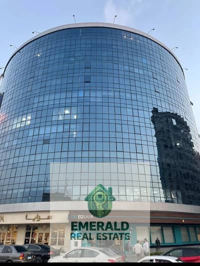 For rent, an air-conditioned administrative headquarters of 105m open space in Reyhana Plaza, the Zahra Maadi facade