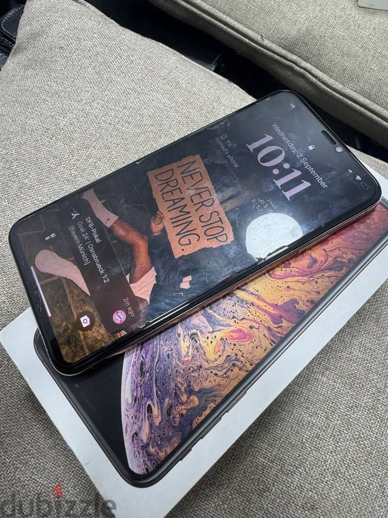 Apple - iPhone XS Max 1