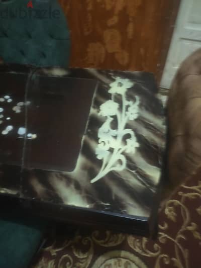 سفره استعمال خشب زان