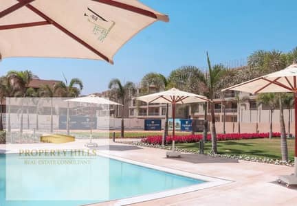 Super Lux Finished Apartment for Sale + 115 sqm Private Garden – Ready to Move | Up to 50% Cash Discount | 7 Minutes from AUC | Fifth Square – Al Mara