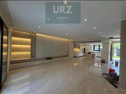 Villa for sale with a swimming pool a real bargain at a great price minutes from Palm Hills and Mountain View and close to Mivida and Sodic