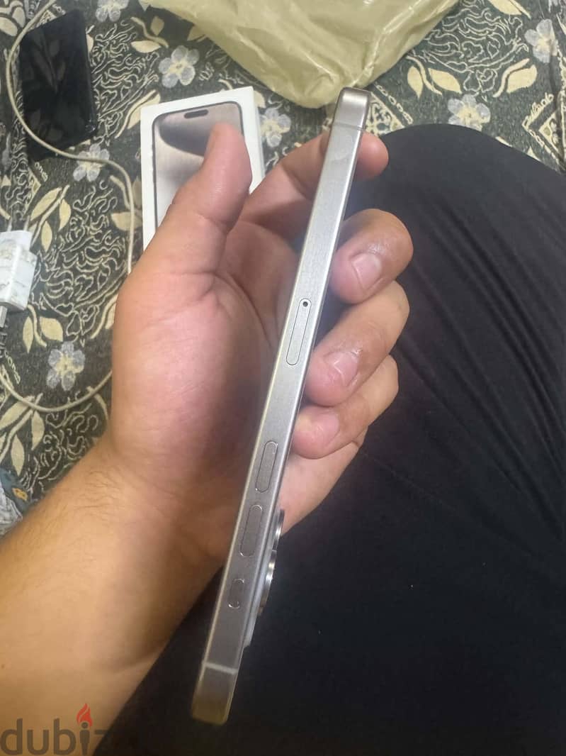 IPhone 15 pro max 3
