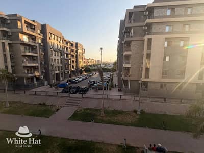 شقة للبيع في جنة 1 – الشيخ زايد | 130 متر | 3 غرف | مدفوعة بالكامل