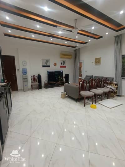 400 sqm Ground Floor Apartment with Private Garden for Rent in Sheikh Zayed – District 9