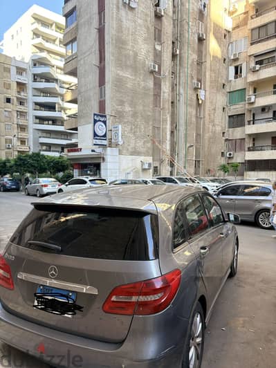 Mercedes-Benz B180 2014 Automatic