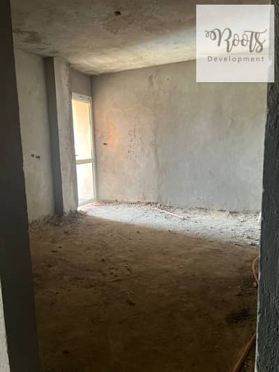 للبيع بنتهاوس على حمام السباحة،في كمبوند بروميناد وادي دجلة - الشيخ زايد For Sale Penthouse with Roof ,Pool view,in Promenad Wady Degla -Sheikh Zayed