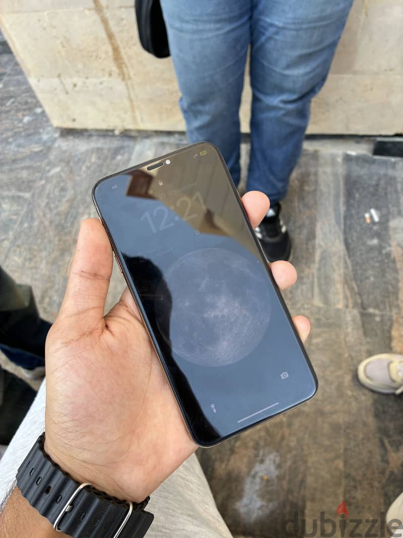 Apple - iPhone XS Max 2