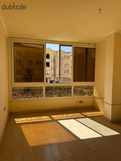 Apartment for rent in the eighth district of Sheikh Zayed, suitable for all purposes and companies.