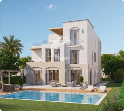 LUXURY VILLA 5 BEDROOM DIRECT ON GOLF OVER 8 YEARS