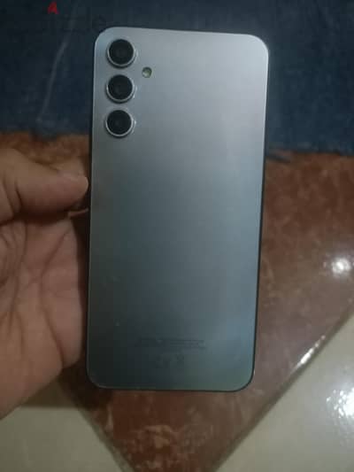 سامسونج  A34 مساحة 128 جيجا ورام 8 و5g ممتازه