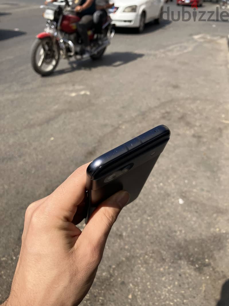 gogel pixel 8a 4