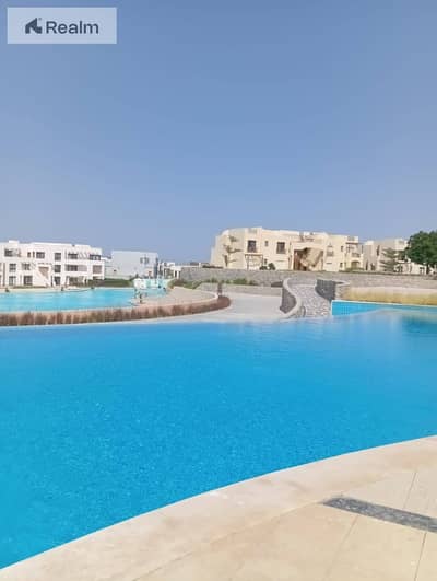 Prime chalet with Private Garden over 8 Years installment!!