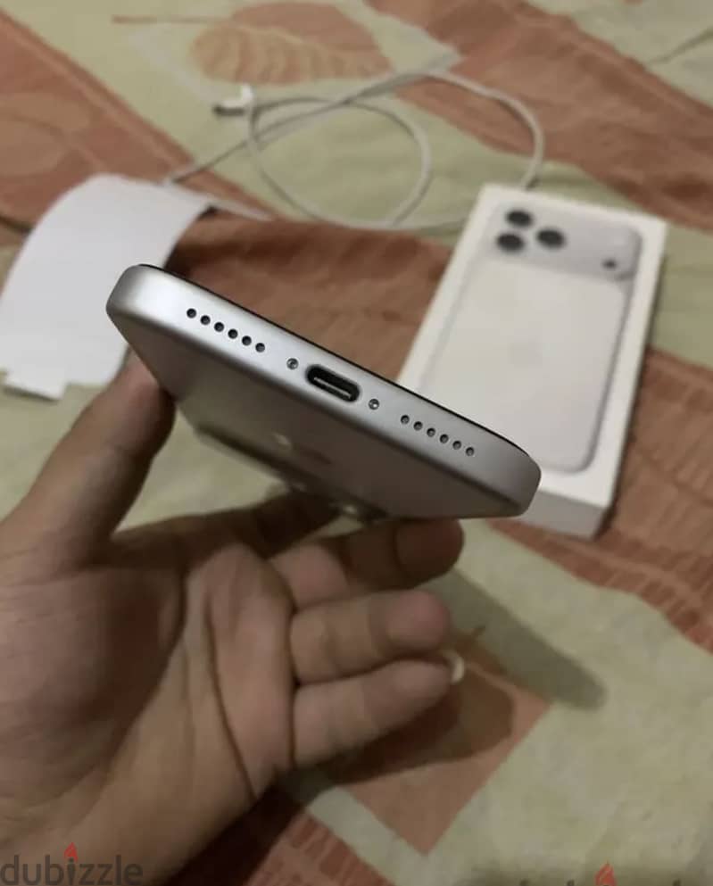 Apple - iPhone 17 Pro Max 1