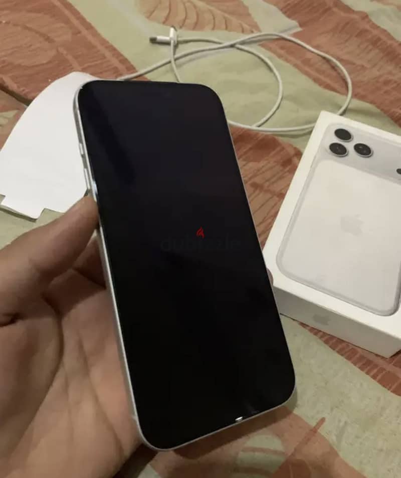 Apple - iPhone 17 Pro Max 5