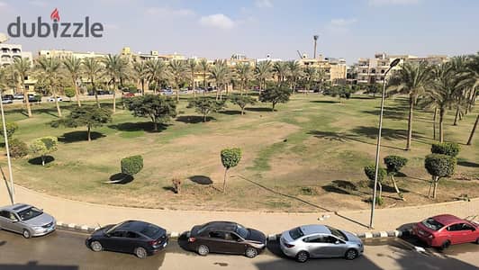 شقة للايجار مفروشة فرش ممتاز الترا سوبرلوكس التجمع الاول البنفسج