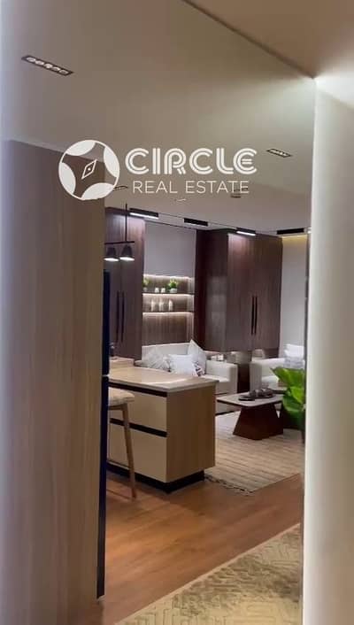 ستوديو مفروش امام الAUC للبيع في بورتو نيو كايرو Porto New Cairo التجمع الخامس 5th Settlement القاهرة الجديدة New Cairo علي شارع التسعين مباشرة