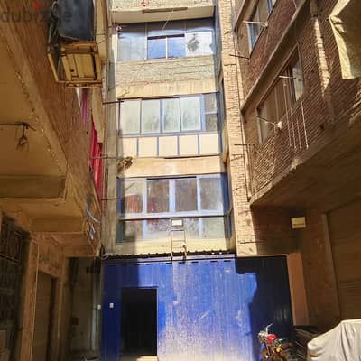 مصنع للبيع 5 ادوار به رخصه تشغيل