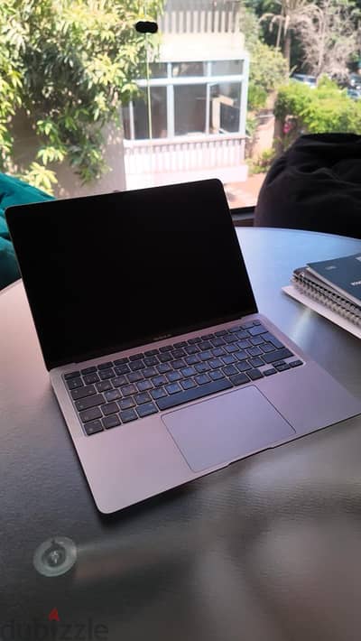 MacBook Air M1 2020 Space Gray بحالة الزيرو