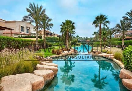 Under market price twin house 4 bedrooms ready to move very prime location Direct on Landscape in compound swan lake residence beside rehab city