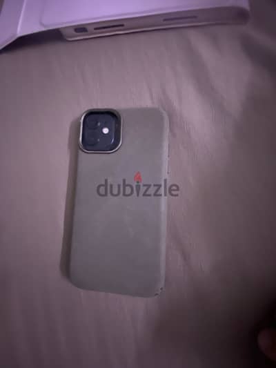 Apple - iPhone 11