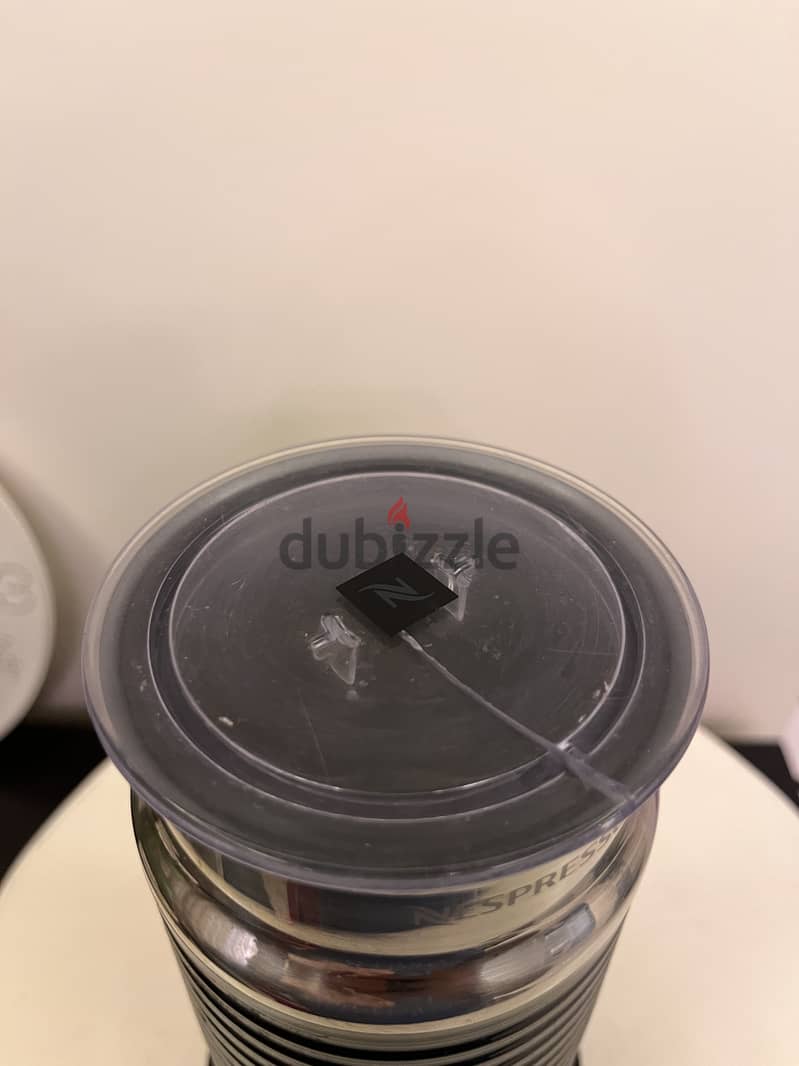 Nespresso Inissia 8