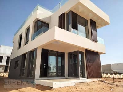 فيلا مستقلة 275م² (G+2) بـ ذا كريست القاهرة الجديدة! 3 نوم، على المحارة لتصمم بيتك على ذوقك من إلكازار. تسليم 6/2027.