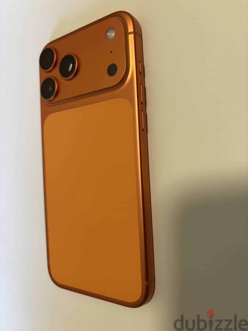 iPhone 17 Pro Max 256 E-SIM — 95% 3