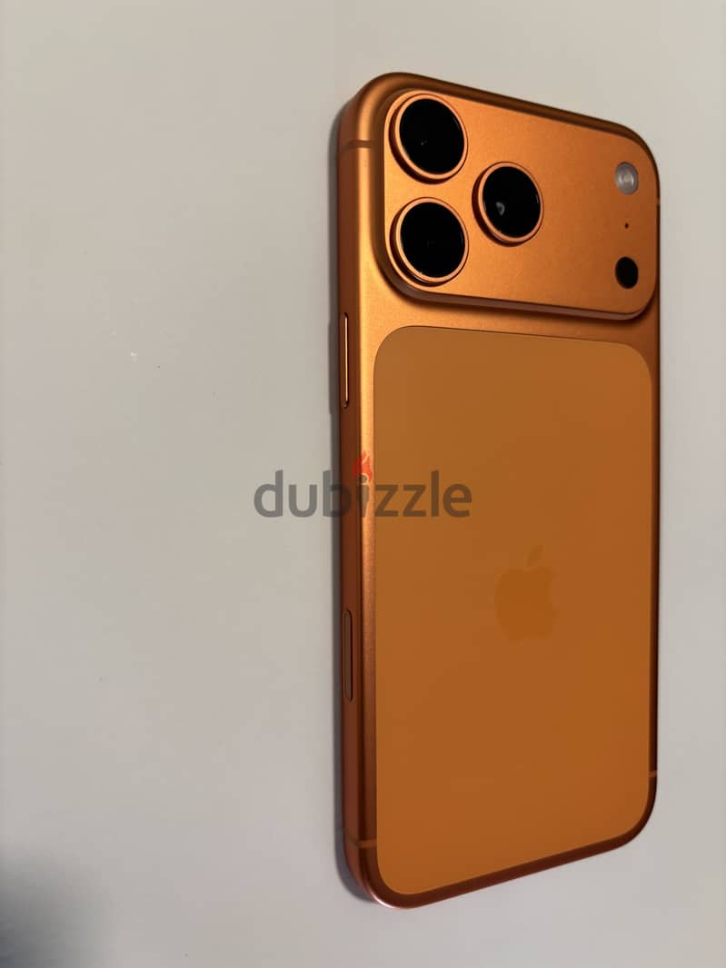 iPhone 17 Pro Max 256 E-SIM — 95% 4