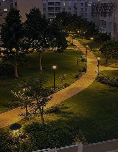 للإيجار قانون في مدينتي B7| 96م  2 غرفة و2 حمام  Garden View  اتجاه بحري  تشطيبات خاصة